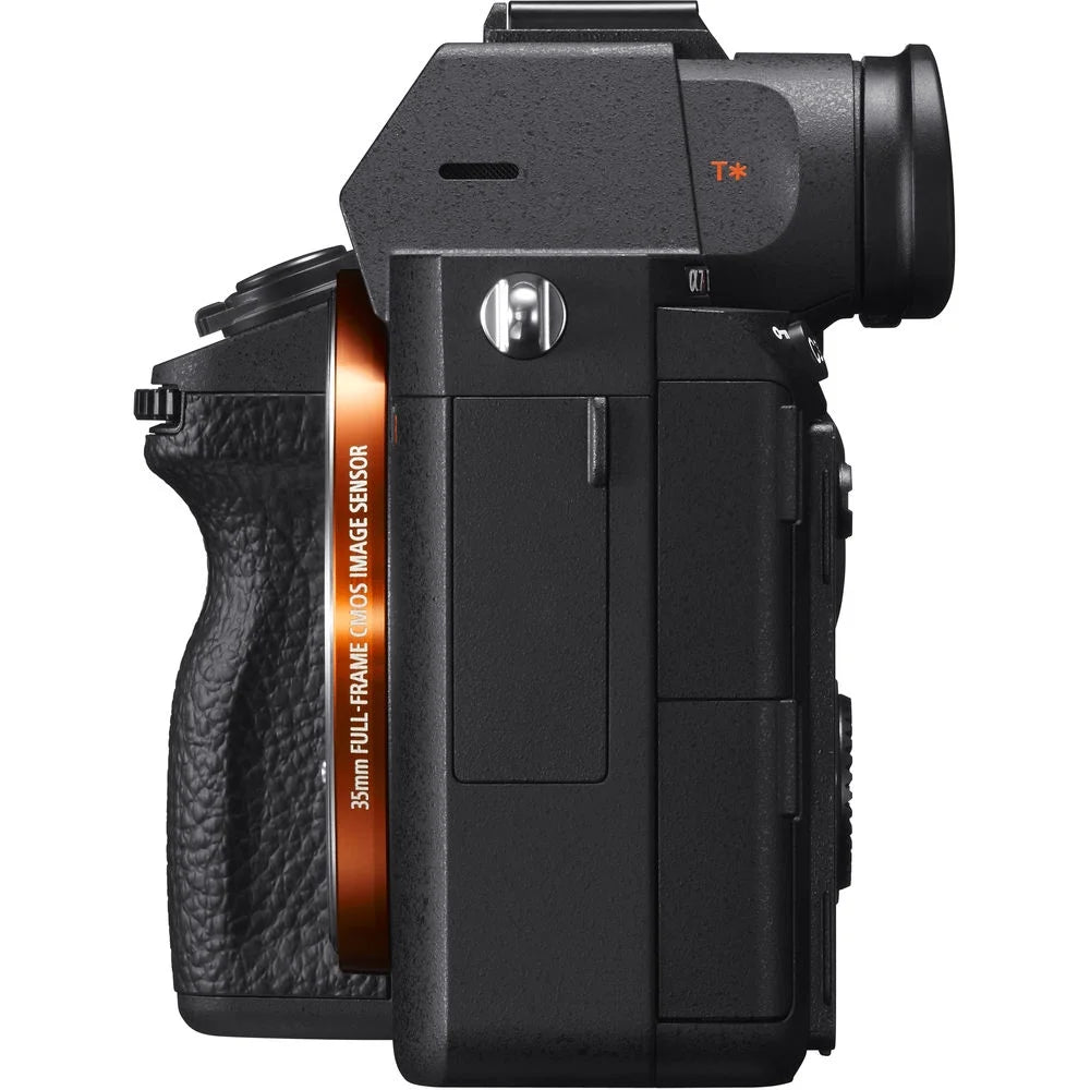 Mirrorless Camera with 24-70mm Lens J418