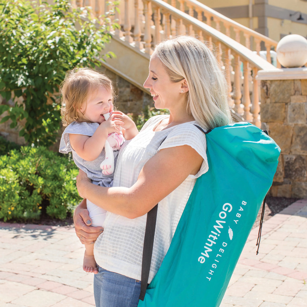 Portable Playard with Canopy J754