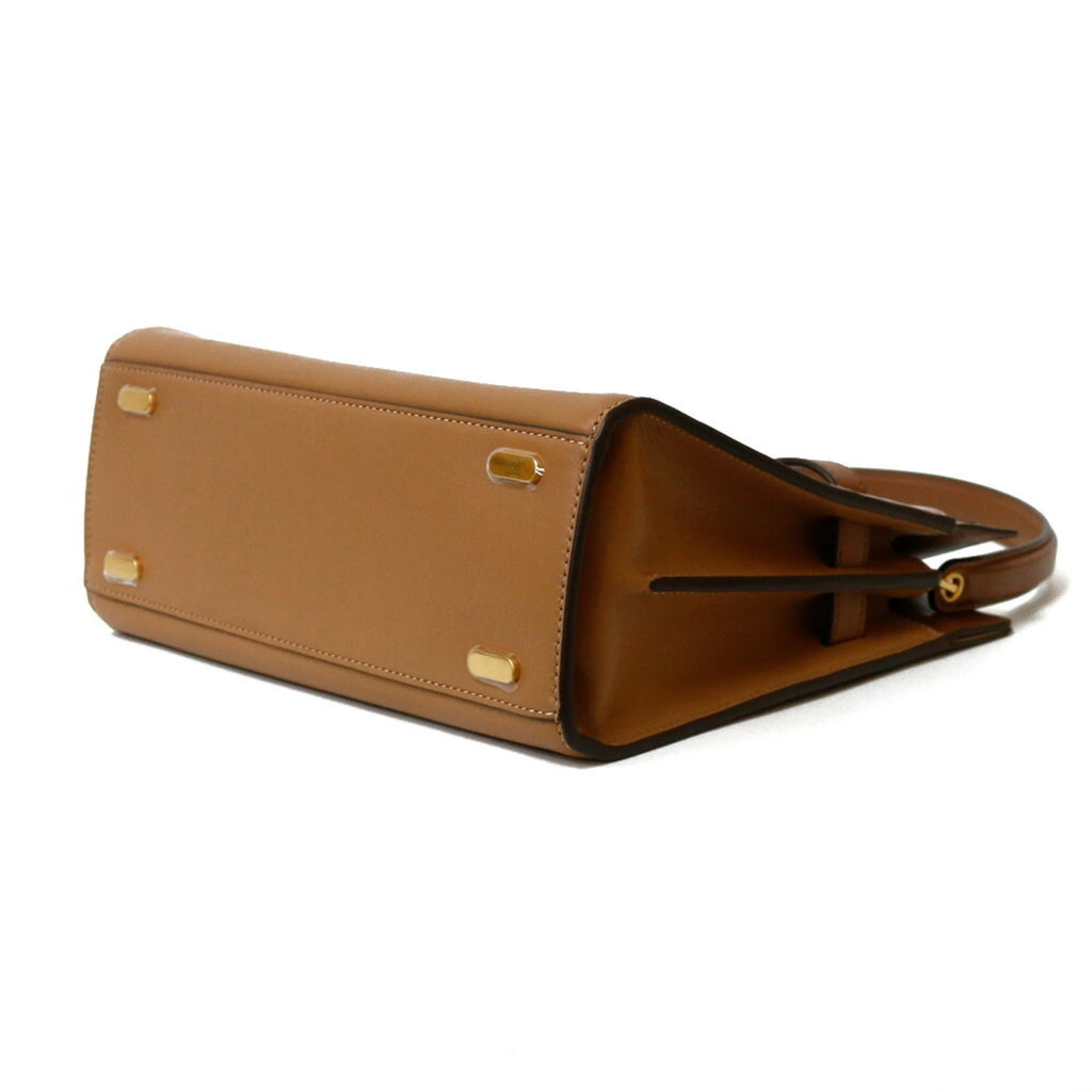 Pre-Owned Leather Shoulder Bag H620773