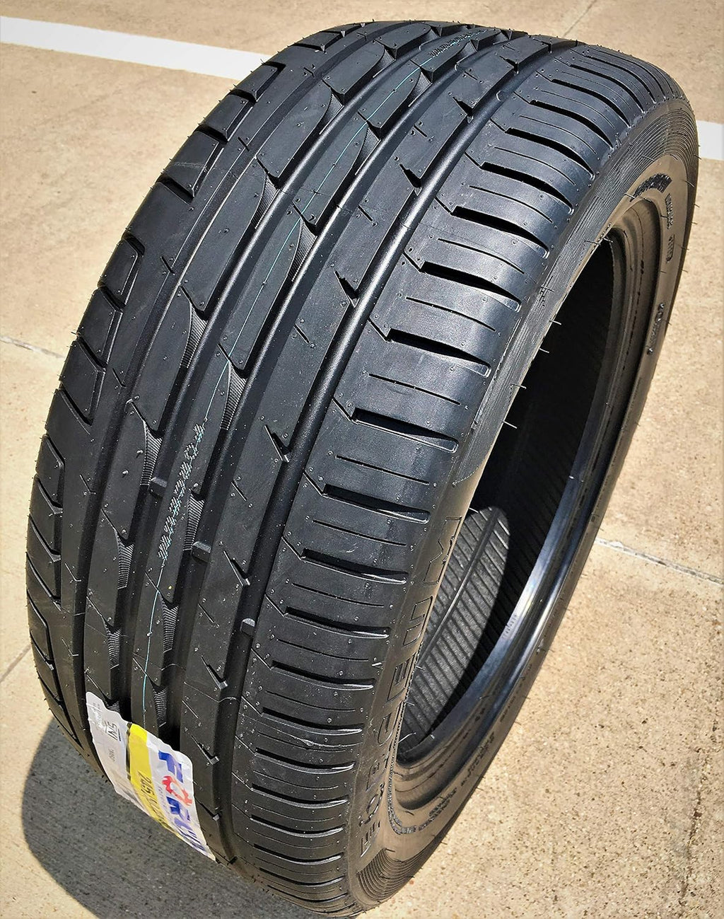 245/50R17 All-Season Radial Tire X592