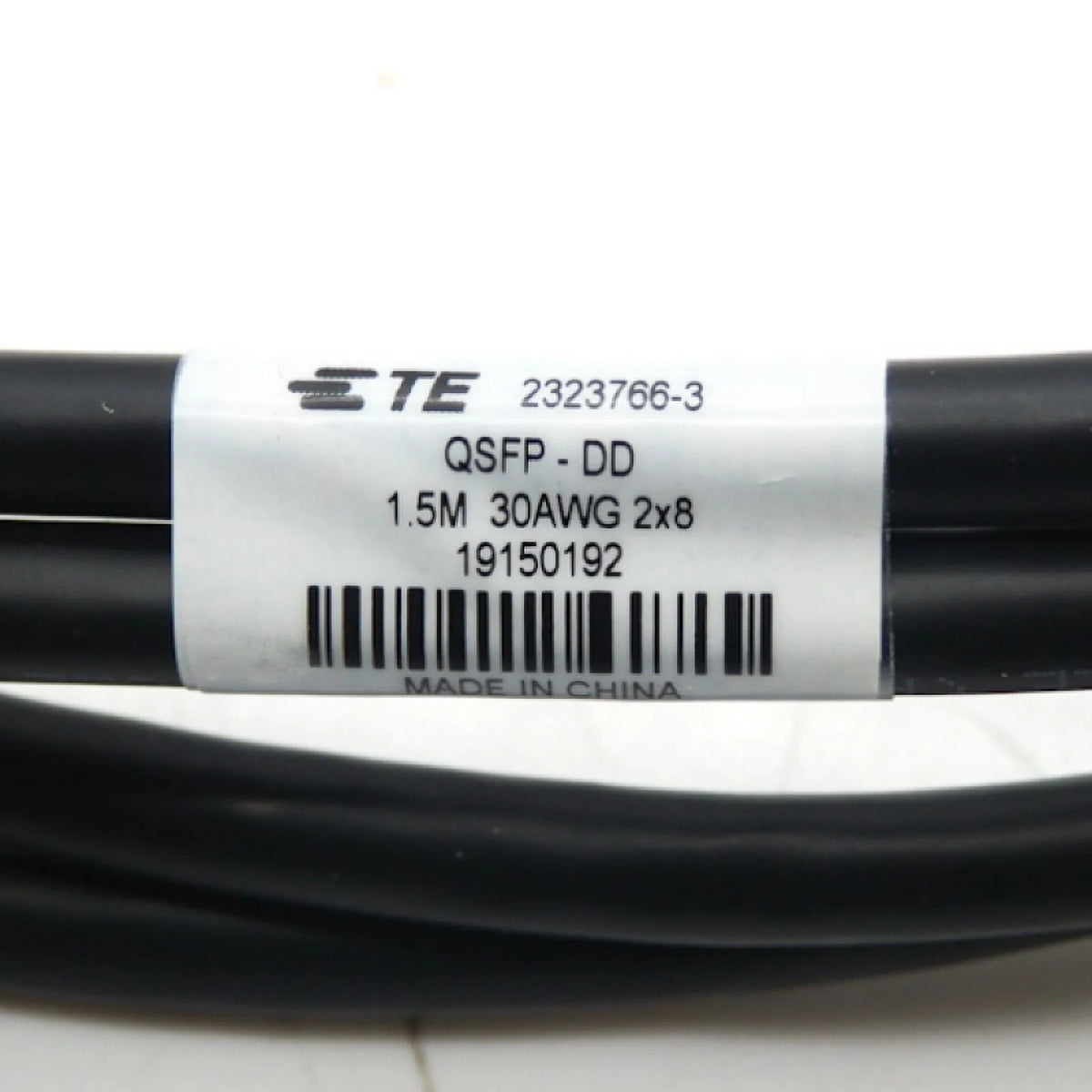 Black 32 Position QSFP-DD Cable Assembly L739