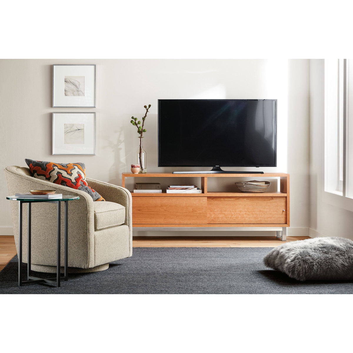 Modern Classic Round End Table with Recycled Natural Steel and Satin Etched Tempered Glass Top P8631