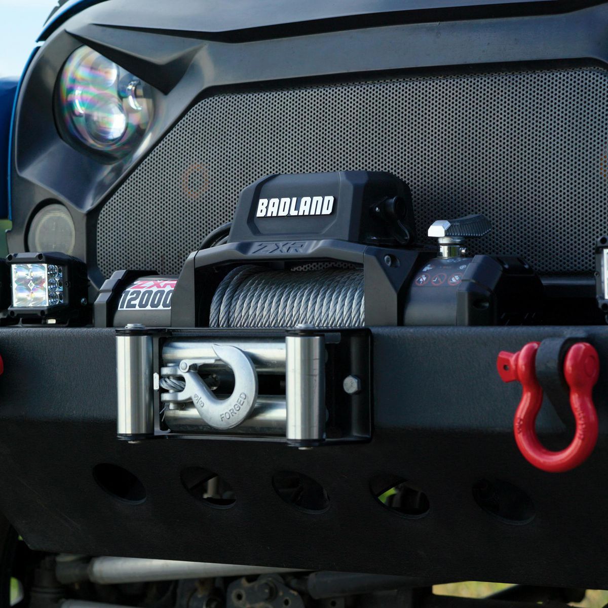 12,000 lb. Truck/SUV Winch with Wire Rope C147