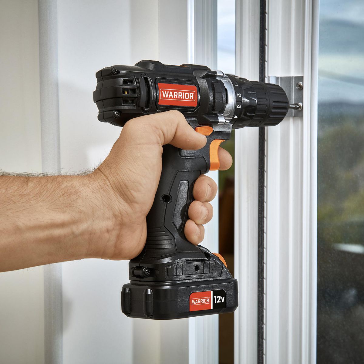 12V Cordless 3/8 in. Drill Kit with Battery and Charger Y47413