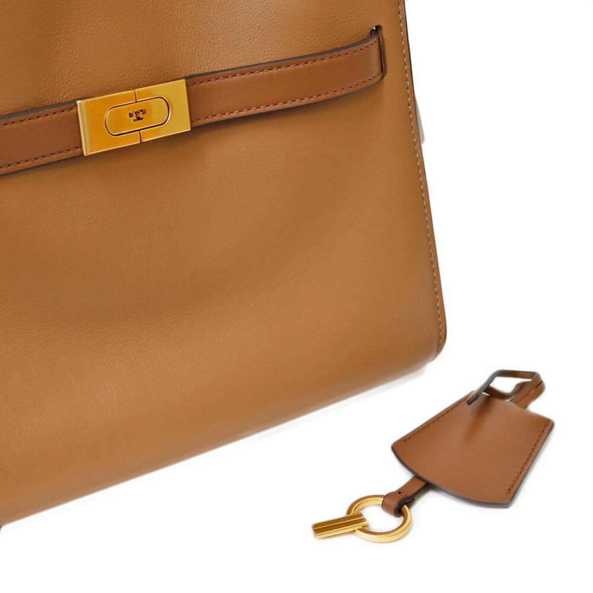 Pre-Owned Leather Shoulder Bag H620773